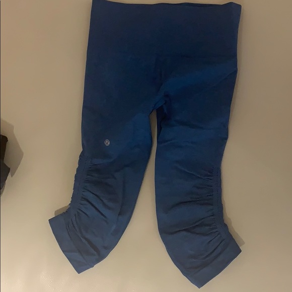 Lululemon Blue Cropped Yoga Leggings - 4 - Picture 2 of 3